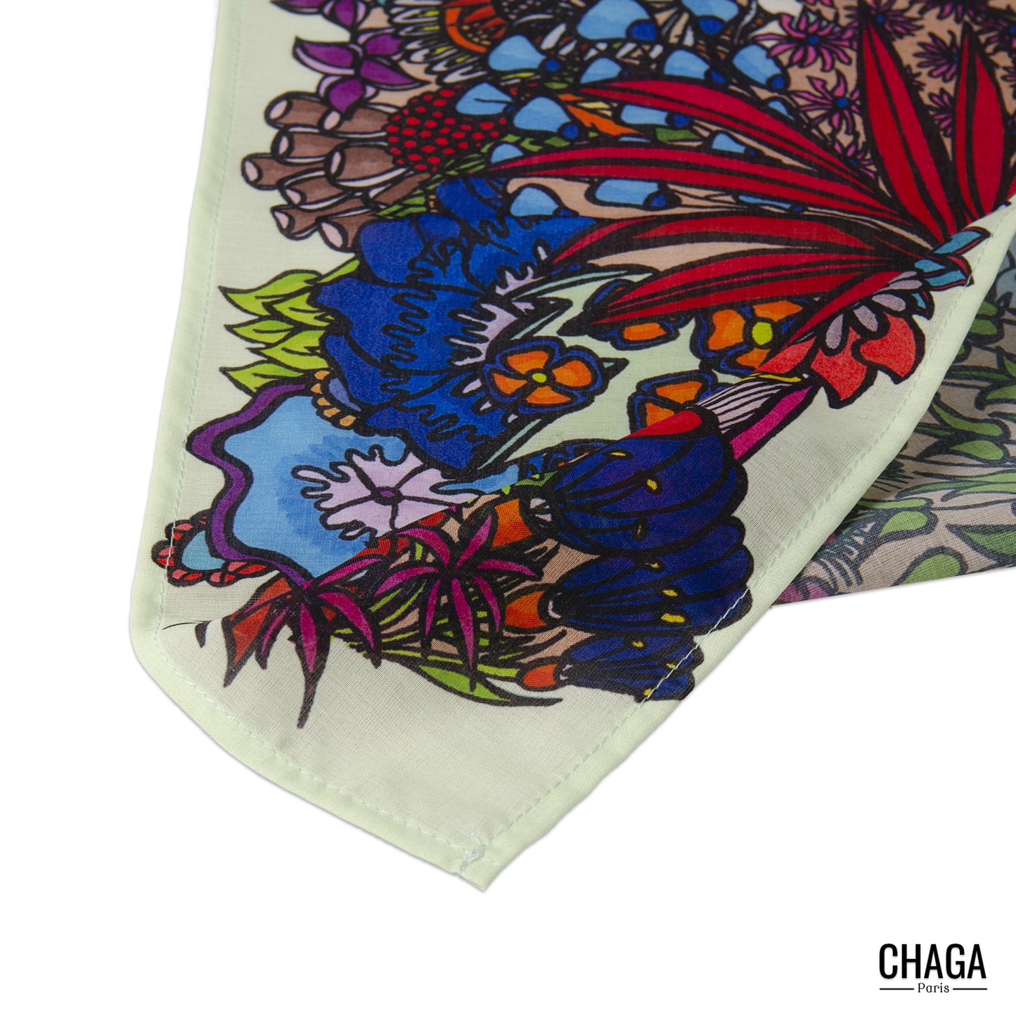 Foulard en voile léger 47 X 47 CHAGA Paris - Motif Koala vert d'eau