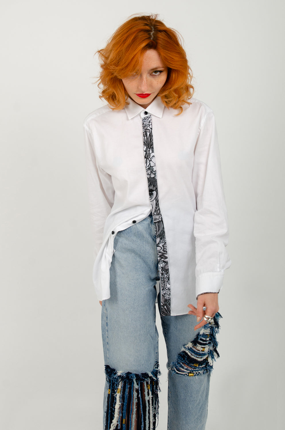 Chemise femme en coton blanc CHAGA Paris - Motif Jungle noir et blanc